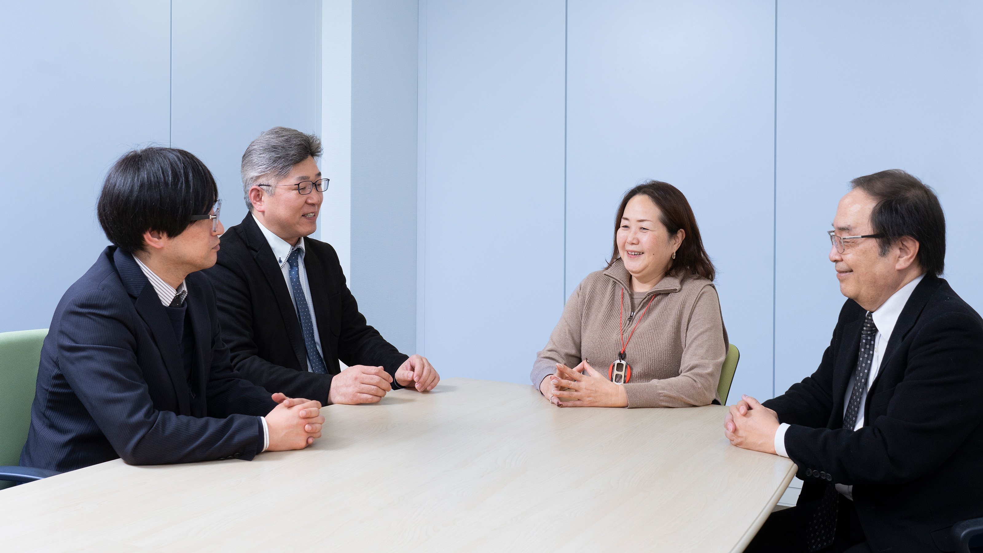 インタビュイーの4人